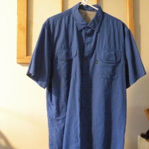 G. H. Bass & Co short sleeve shirt